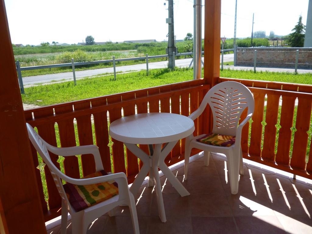 Nagybajcsi Koertefa Vendeghaz Apartment Ngoại thất bức ảnh