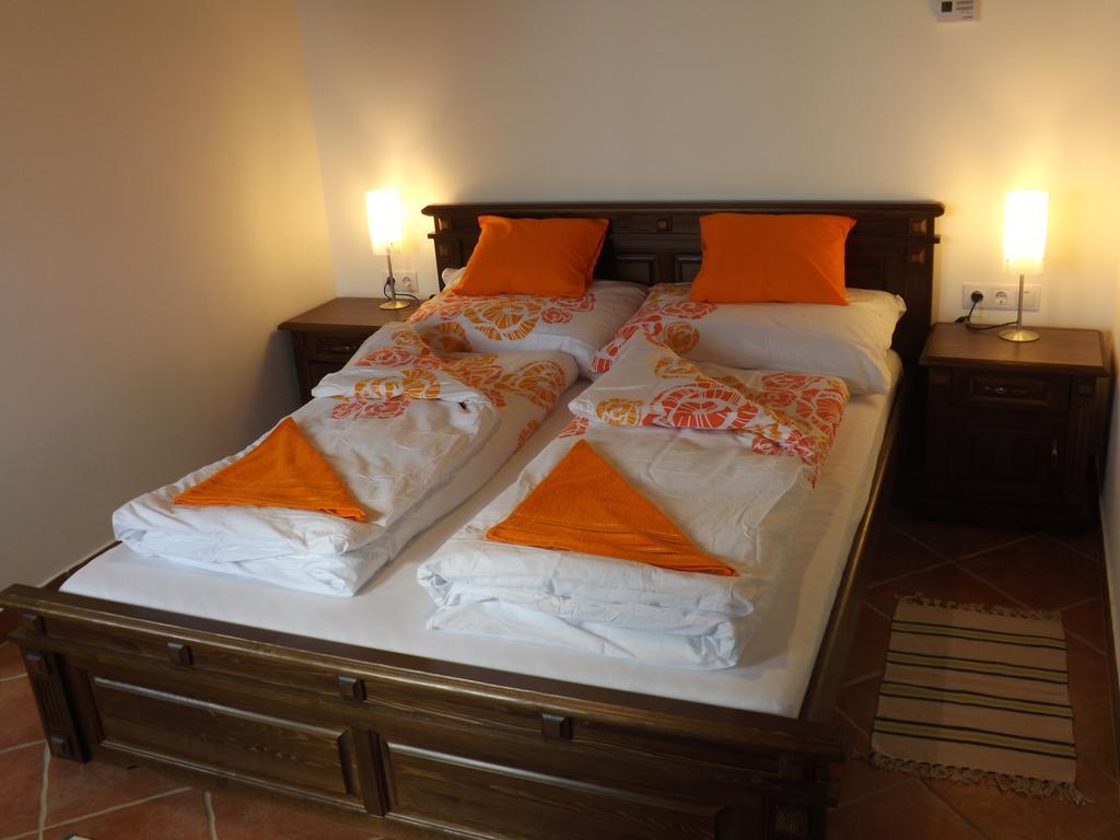 Nagybajcsi Koertefa Vendeghaz Apartment Phòng bức ảnh